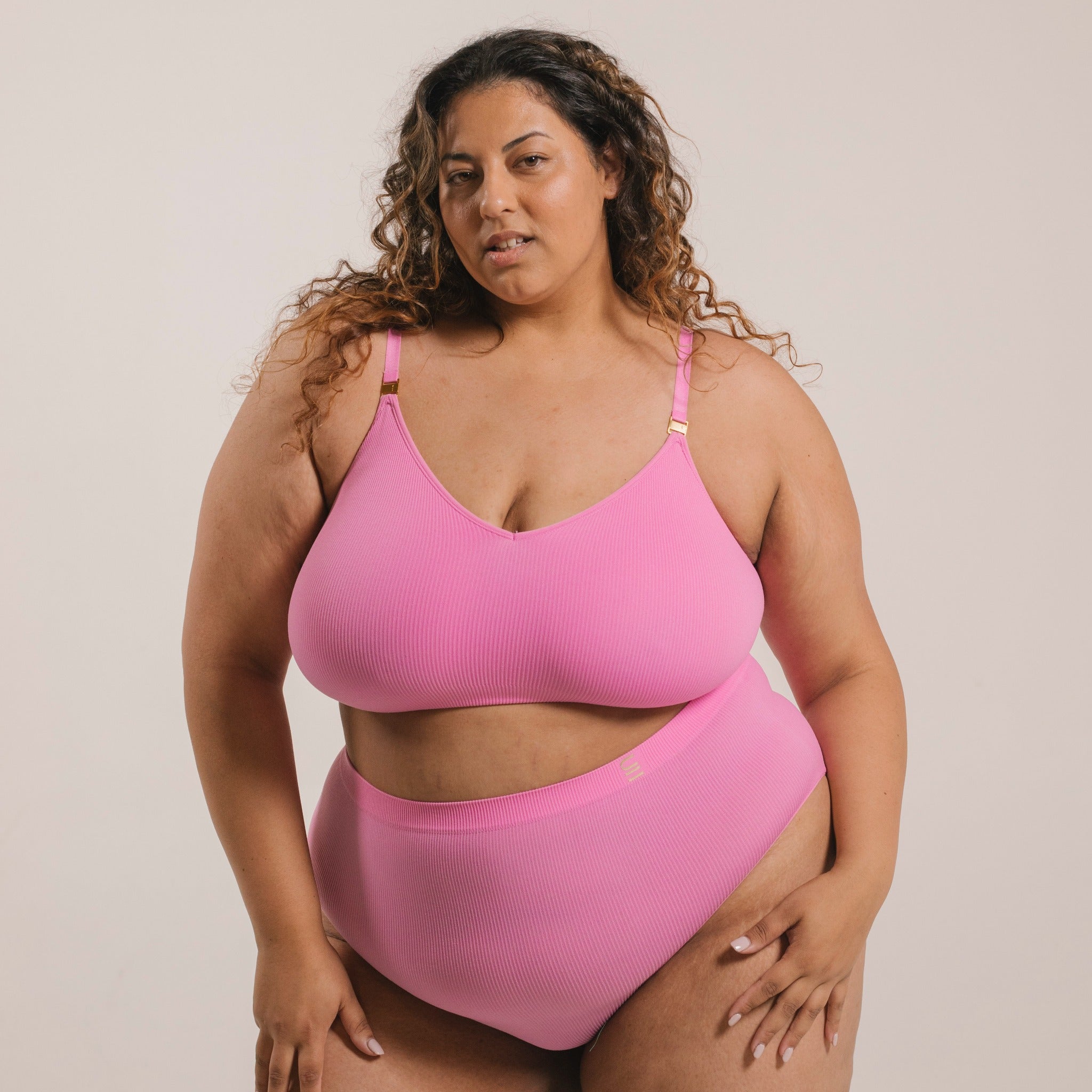 Recycled Wireless Bra DD+ - Pink