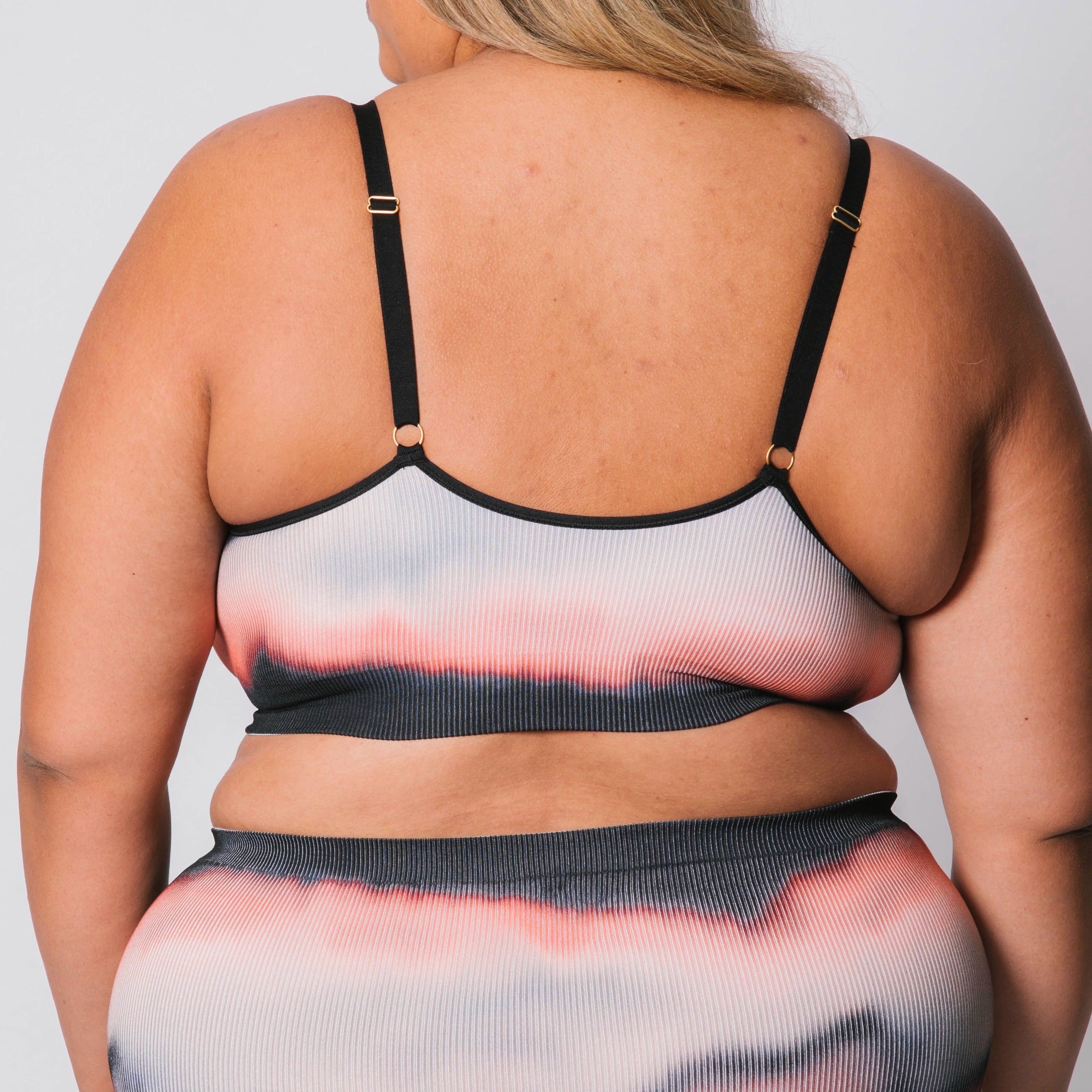 Recycled Wireless Bra DD+ - Elements