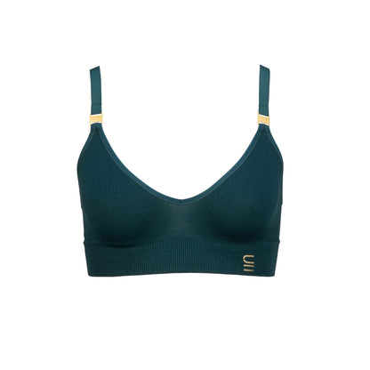 Sustainable Atlantis wireless bra by Underwear For Humanity: ethical, sustainable. A -D cup sizes. Recycled materials, flexible, supportive. Knitted bra and band, adjustable straps. Model wears A-D bra