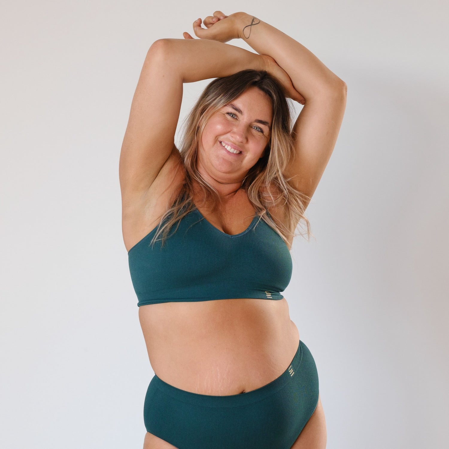 Recycled Wireless Bra DD+ - Atlantis