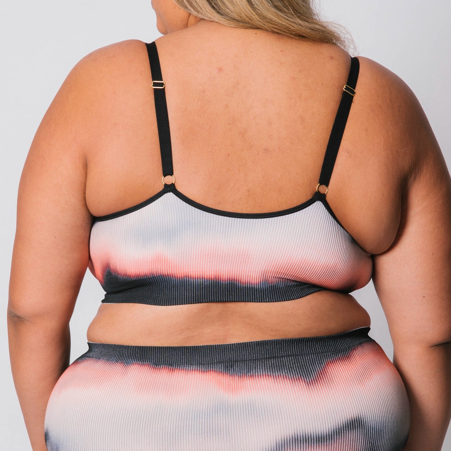 Recycled Wireless Bra DD+ - Elements