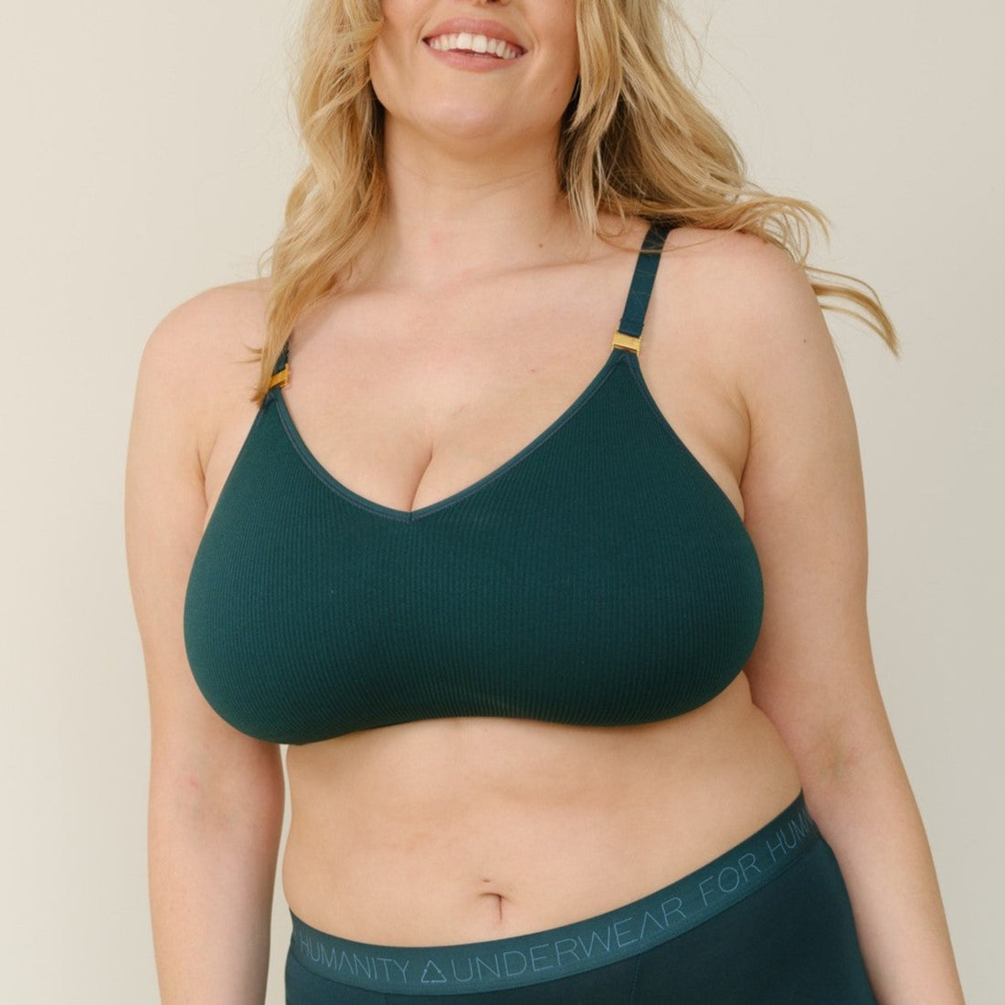 Molke on X: What is it that makes our bras so great?! We are inclusive,  supportive and comfortable. Join the bra revolution with us! #bodypositive  #inclusivefashion #sustainblefashion #smallbusiness #molkeflash   / X